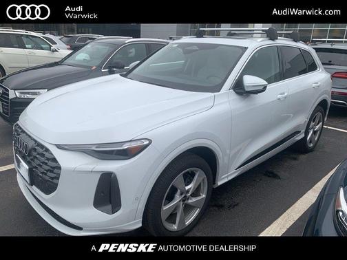 2025 Audi Q5 Premium Plus TFSI quattro S tronic