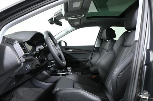 2025 Audi Q5 45 S line Premium Plus