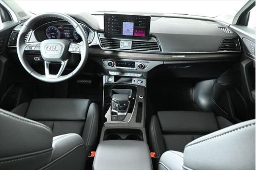 2025 Audi Q5 45 S line Premium Plus