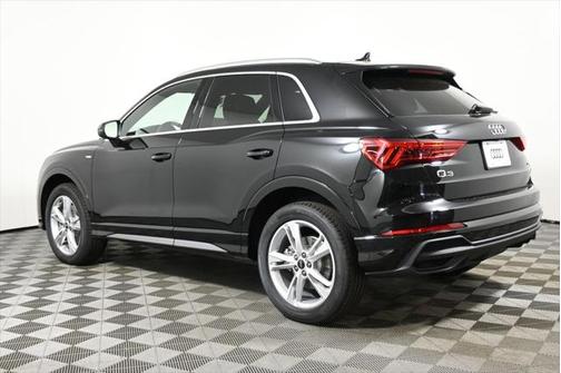 2024 Audi Q3 45 S line Premium Plus