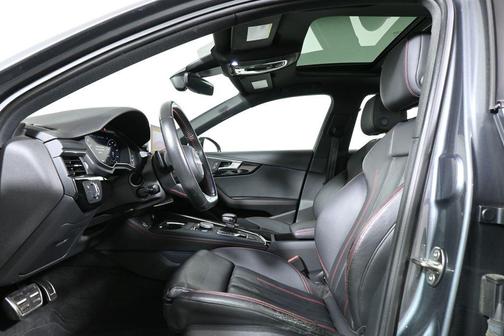 2018 Audi A4 2.0T Premium Plus