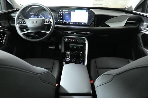 2025 Audi Q5 Premium