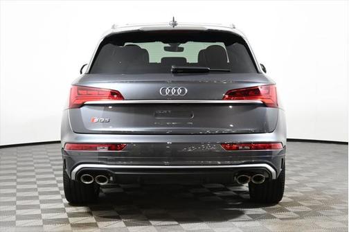 2025 Audi SQ5 3.0T Prestige