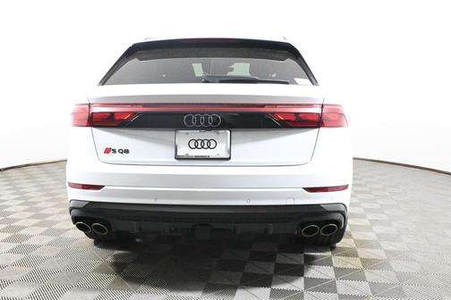 Glacier White Metallic 2026 Audi SQ8 4.0T Prestige