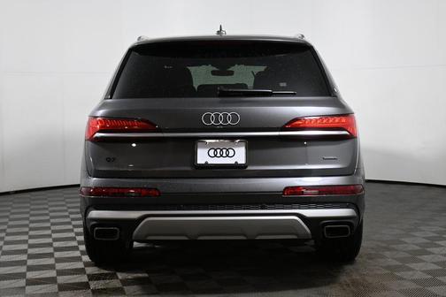 2026 Audi Q7 55 Premium Plus