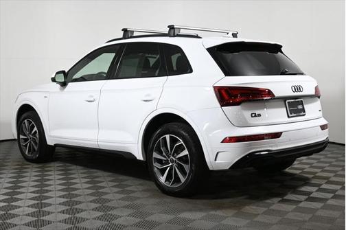 2024 Audi Q5 45 S line Premium
