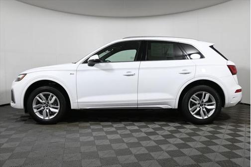 2022 Audi Q5 45 S line Premium