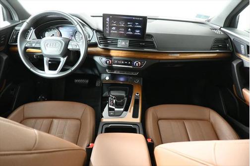 2022 Audi Q5 45 S line Premium