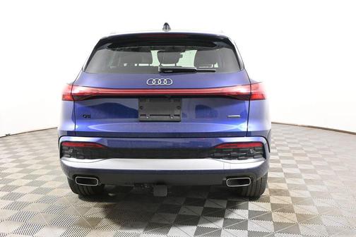 Navarra Blue Metallic 2025 Audi Q5 Premium Plus TFSI quattro S tronic