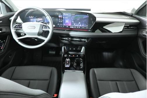 2025 Audi Q6 e-tron Premium Plus quattro