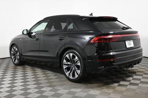 2026 Audi Q8 55 Premium Plus