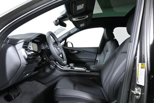 2026 Audi Q7 55 Premium Plus
