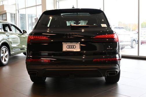 2026 Audi Q7 55 Premium Plus