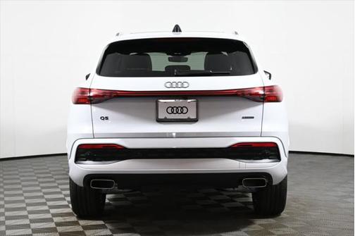 2025 Audi Q5 Premium