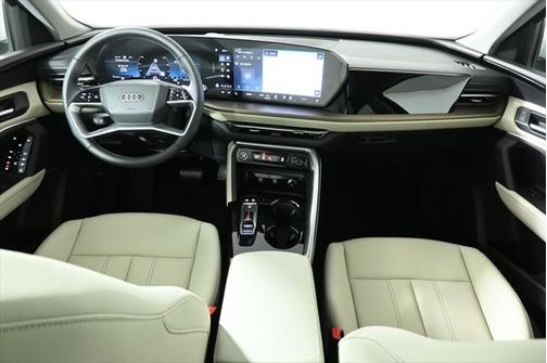 2025 Audi Q5 Premium
