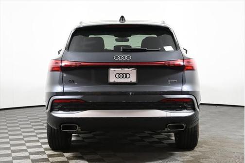 2025 Audi Q5 Premium