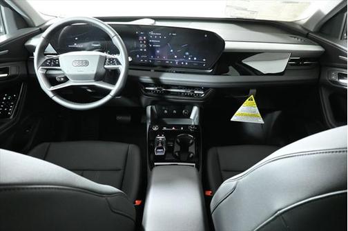 2025 Audi Q6 e-tron Premium Plus quattro