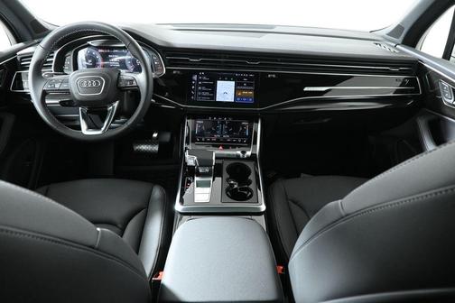 2026 Audi Q7 55 Premium Plus