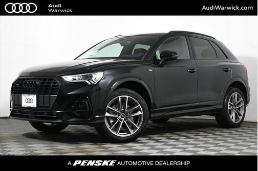 2025 Audi Q3 Premium 45 TFSI S line quattro Tiptronic