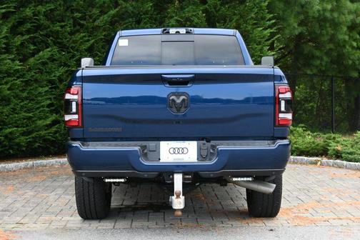 2021 RAM 2500 Laramie Crew Cab 4x4 6'4' Box