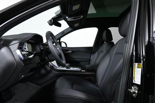 2026 Audi Q7 55 Premium Plus