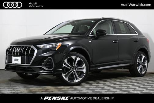 2021 Audi Q3 45 S line Premium