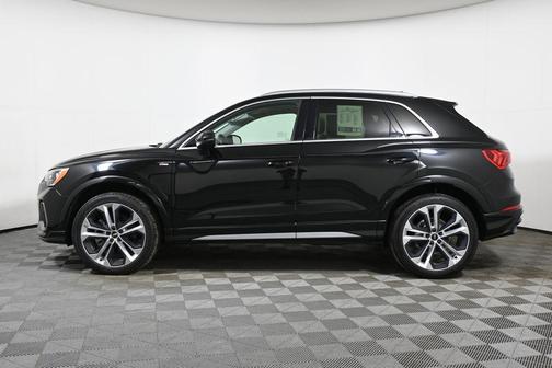2021 Audi Q3 45 S line Premium