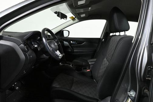 2018 Nissan Rogue Sport SV