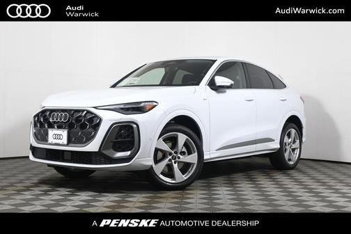 Glacier White Metallic 2026 Audi Q5 Sportback Premium Plus TFSI quattro S tronic