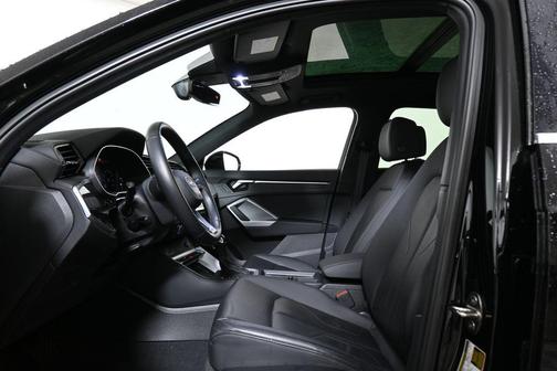 2021 Audi Q3 40 Premium