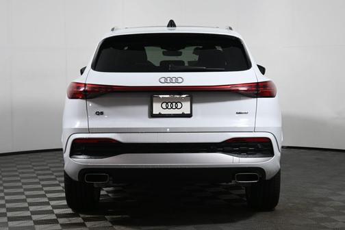 2025 Audi Q5 Premium Plus