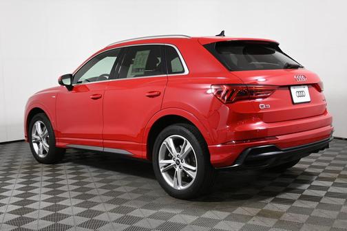 2022 Audi Q3 45 S line Premium Plus