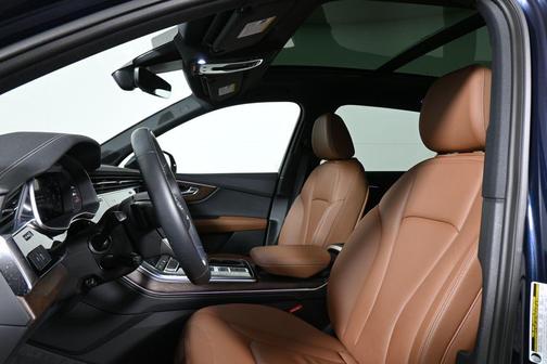 2025 Audi Q7 45 Premium Plus