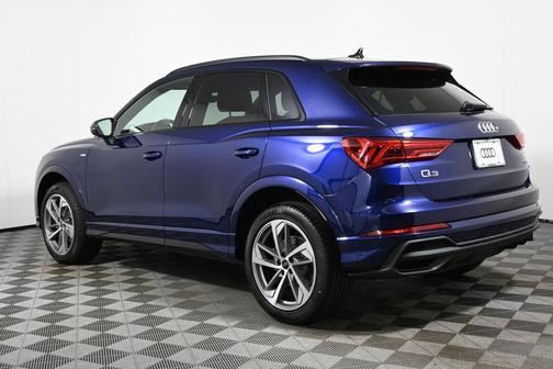 2025 Audi Q3 Premium 45 TFSI S line quattro Tiptronic
