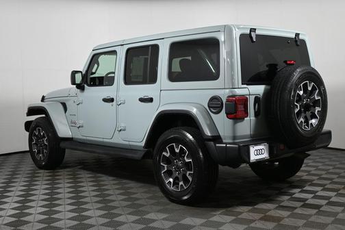 2024 Jeep Wrangler 4-Door Sahara 4x4