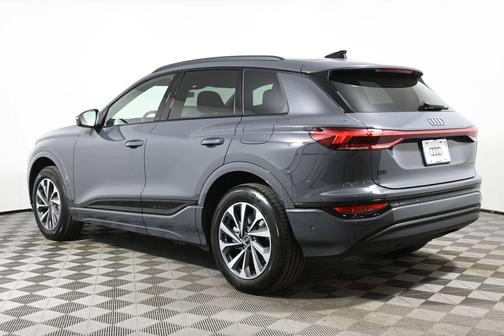 2025 Audi Q6 e-tron Premium Plus quattro