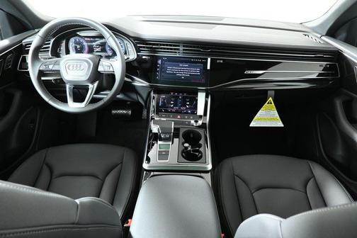 2025 Audi Q8 55 Premium