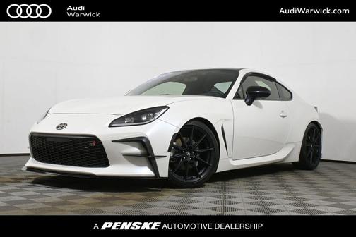 2024 Toyota GR86 Premium