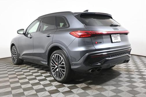 Daytona Gray Pearl 2025 Audi SQ5 3.0T Premium Plus