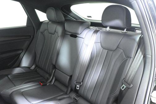Mythos Black Metallic 2023 Audi Q5 45 S line Premium Plus