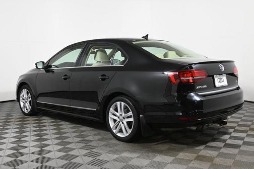 2017 Volkswagen Jetta 1.8T SEL