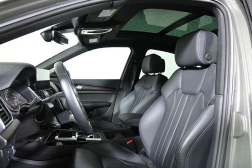 2023 Audi Q5 45 S line Premium