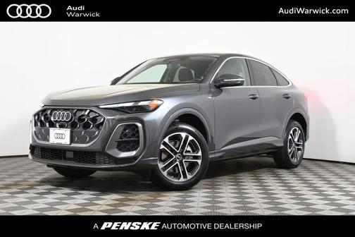 Daytona Gray Pearl Effect 2026 Audi Q5 Sportback Premium TFSI quattro S tronic