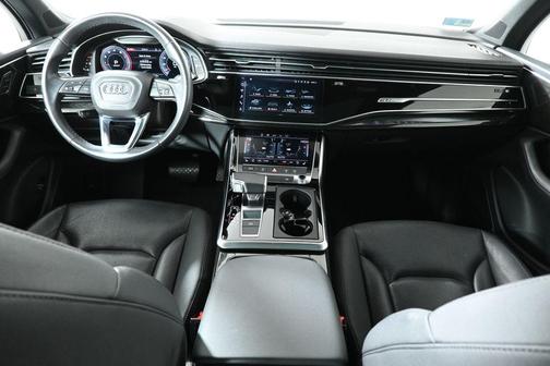 2021 Audi Q7 55 Premium Plus