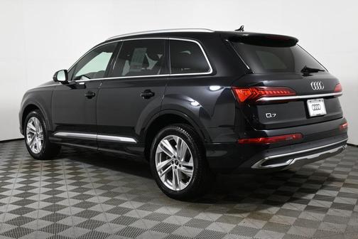 2021 Audi Q7 55 Premium Plus