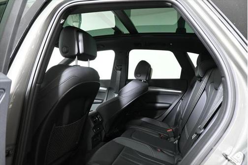 2025 Audi Q5 45 S line Premium