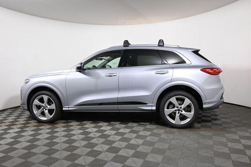 Silver Metallic 2025 Audi Q5 Premium Plus TFSI quattro S tronic