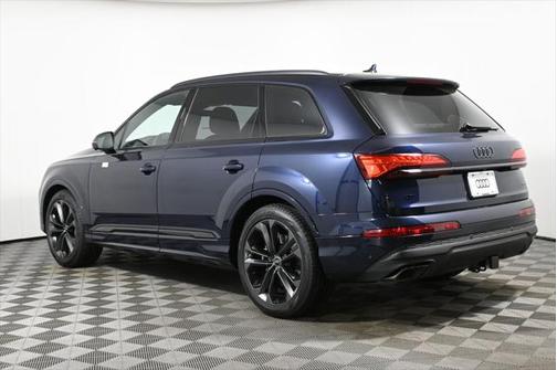 2025 Audi Q7 55 Premium Plus