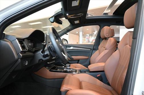 2025 Audi Q5 45 S line Premium Plus