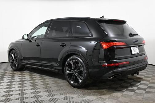 2026 Audi Q7 55 Premium Plus